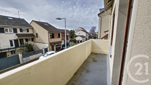 Appartement F3 à vendre - 3 pièces - 54.07 m2 - NANTERRE - 92 - ILE-DE-FRANCE - Century 21 Mémento