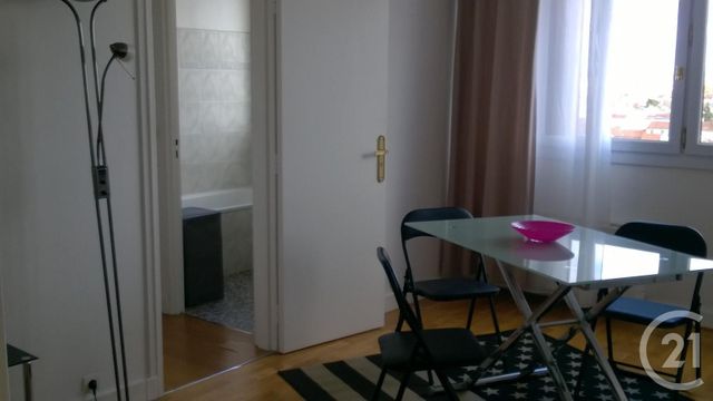 Appartement F2 à louer - 2 pièces - 44.0 m2 - NANTERRE - 92 - ILE-DE-FRANCE - Century 21 Mémento