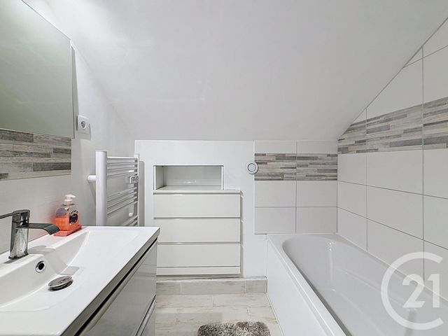 maison à vendre - 6 pièces - 127.82 m2 - NANTERRE - 92 - ILE-DE-FRANCE - Century 21 Mémento