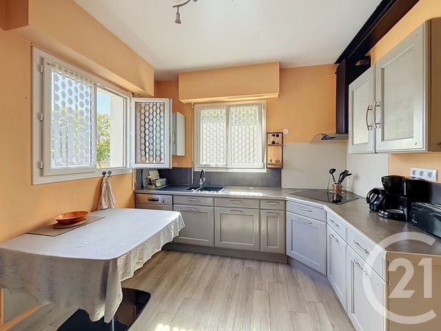 maison à vendre - 6 pièces - 127.82 m2 - NANTERRE - 92 - ILE-DE-FRANCE - Century 21 Mémento