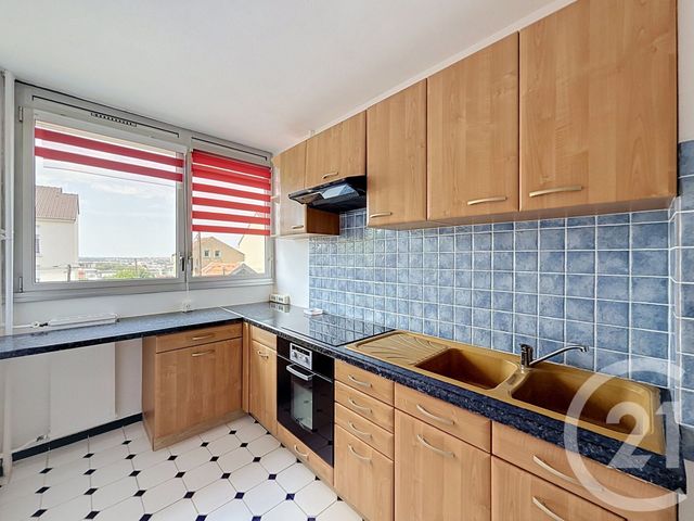 Appartement F3 à vendre - 3 pièces - 61.39 m2 - NANTERRE - 92 - ILE-DE-FRANCE - Century 21 Mémento
