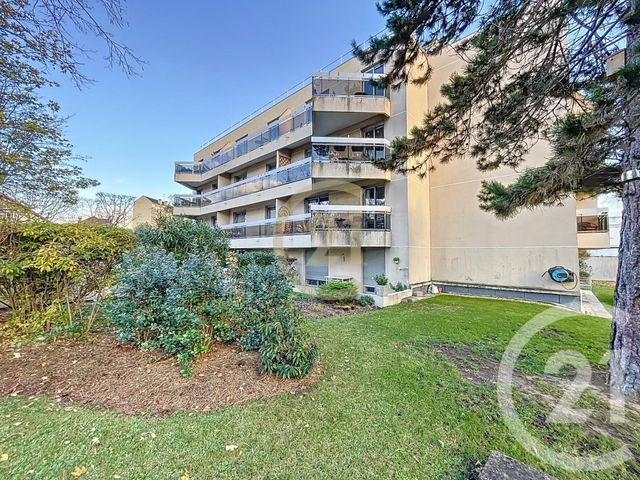 Appartement F3 à vendre - 3 pièces - 70.3 m2 - NANTERRE - 92 - ILE-DE-FRANCE - Century 21 Mémento