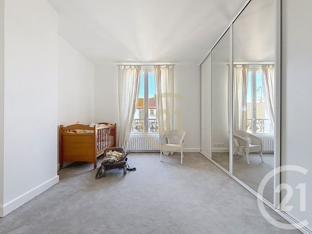 maison à vendre - 7 pièces - 172.0 m2 - NANTERRE - 92 - ILE-DE-FRANCE - Century 21 Mémento