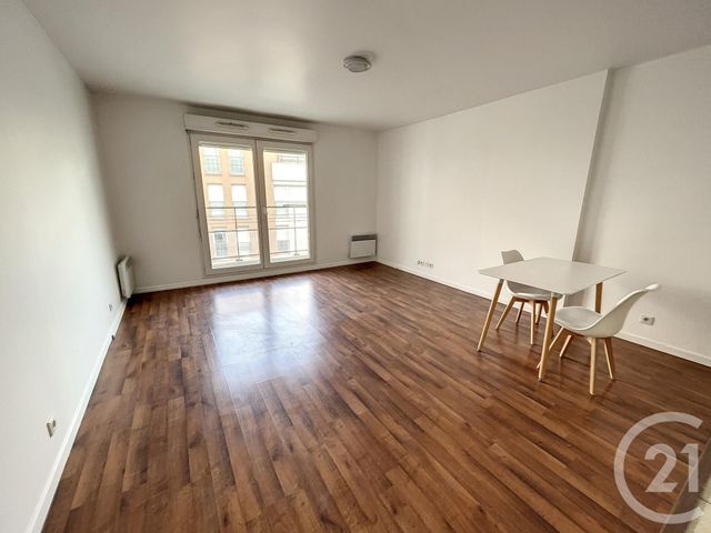 Appartement F3 à louer - 3 pièces - 64.06 m2 - NANTERRE - 92 - ILE-DE-FRANCE - Century 21 Mémento