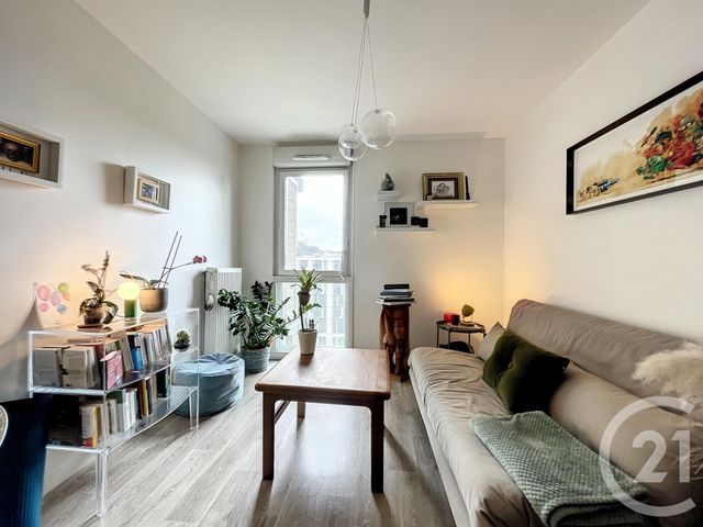 Appartement F2 à vendre - 2 pièces - 40.36 m2 - NANTERRE - 92 - ILE-DE-FRANCE - Century 21 Mémento