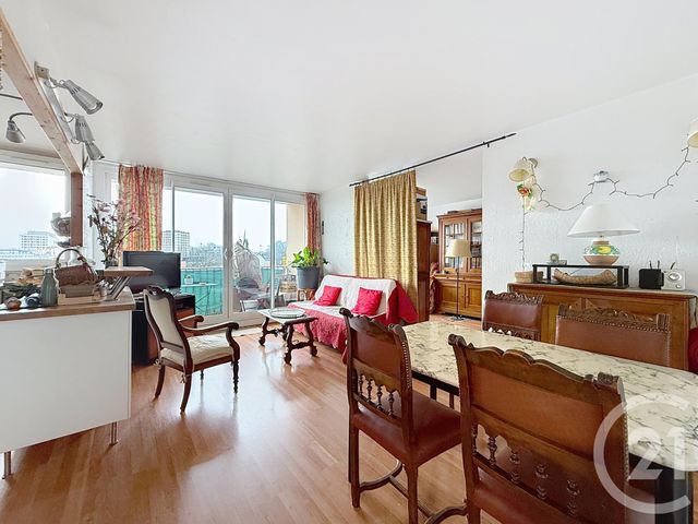 Appartement F4 à vendre - 4 pièces - 83.11 m2 - NANTERRE - 92 - ILE-DE-FRANCE - Century 21 Mémento