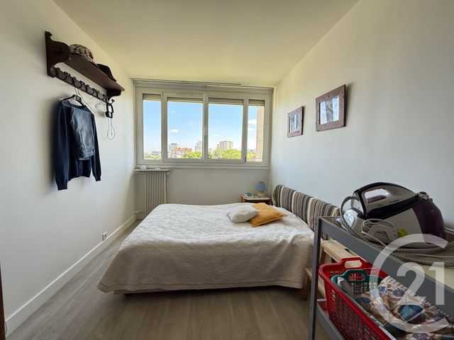 Appartement F4 à vendre - 4 pièces - 83.11 m2 - NANTERRE - 92 - ILE-DE-FRANCE - Century 21 Mémento