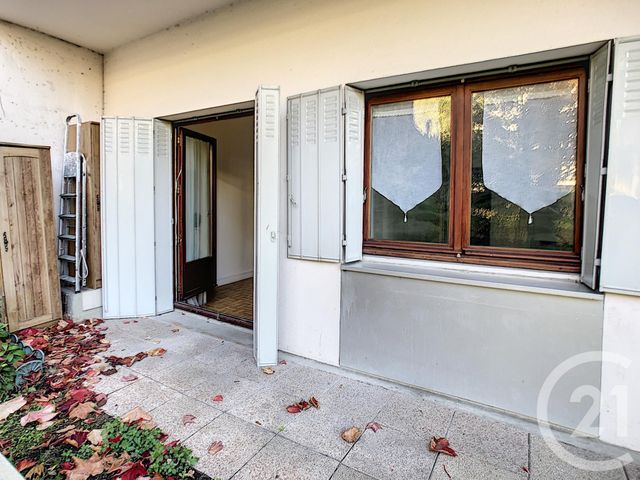 Afficher la photo en grand Appartement F1 à vendre - 2 pièces - 35.21 m2 - NANTERRE - 92 - ILE-DE-FRANCE - Century 21 Mémento