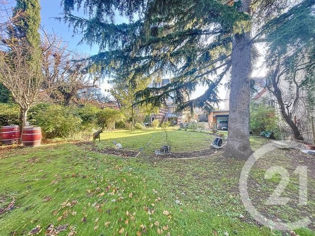 maison à vendre - 7 pièces - 181.93 m2 - NANTERRE - 92 - ILE-DE-FRANCE - Century 21 Mémento