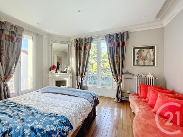 maison à vendre - 7 pièces - 181.93 m2 - NANTERRE - 92 - ILE-DE-FRANCE - Century 21 Mémento