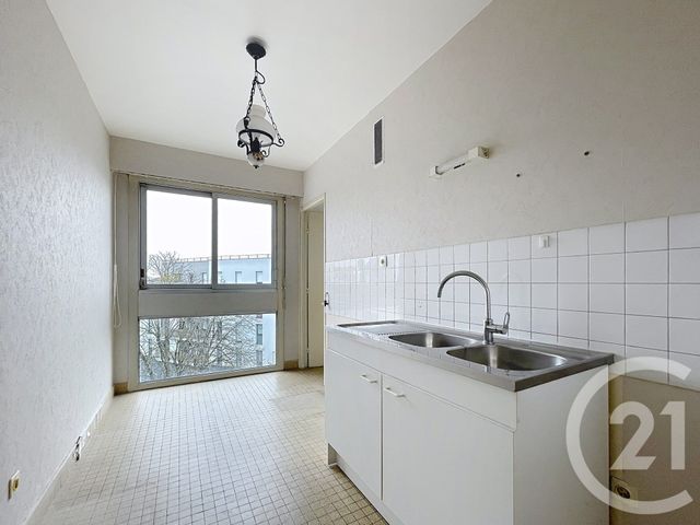 Appartement F3 à vendre - 3 pièces - 67.0 m2 - NANTERRE - 92 - ILE-DE-FRANCE - Century 21 Mémento