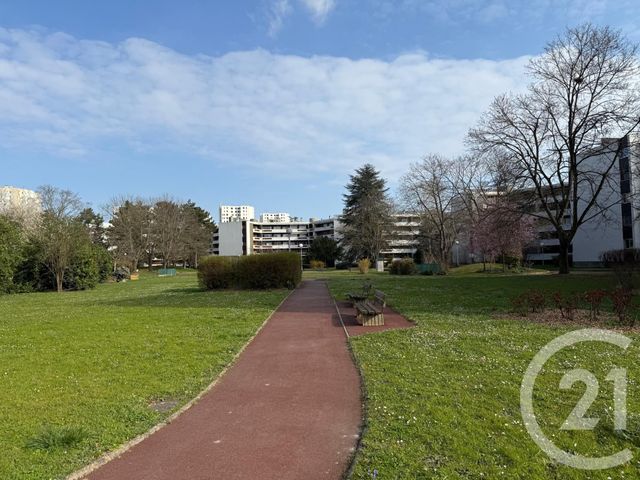 Appartement F3 à vendre - 3 pièces - 67.0 m2 - NANTERRE - 92 - ILE-DE-FRANCE - Century 21 Mémento