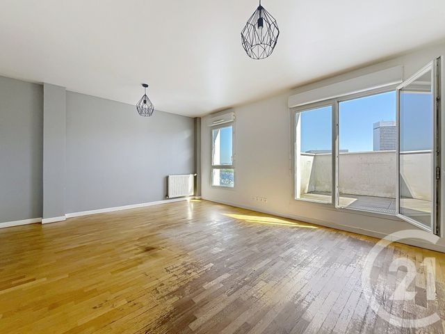 Appartement F4 à louer - 4 pièces - 72.65 m2 - NANTERRE - 92 - ILE-DE-FRANCE - Century 21 Mémento