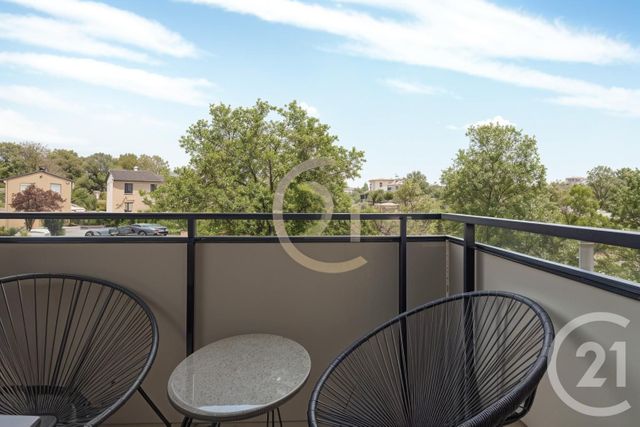 Appartement F3 à vendre - 3 pièces - 55.37 m2 - NANTERRE - 92 - ILE-DE-FRANCE - Century 21 Mémento