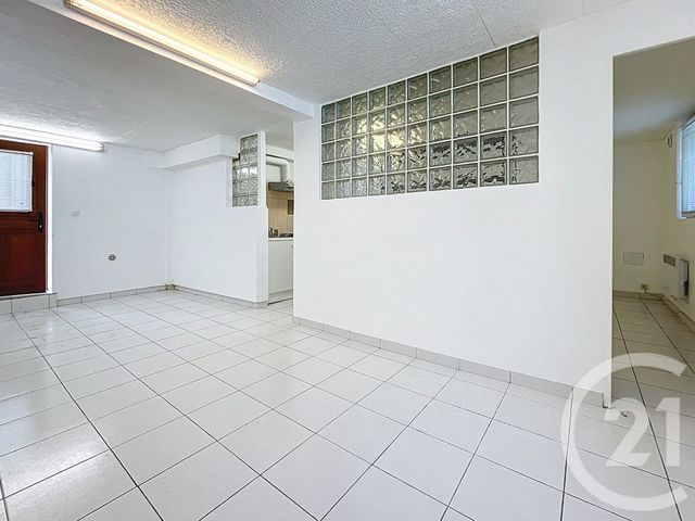 entreprise à louer - 35.0 m2 - NANTERRE - 92 - ILE-DE-FRANCE - Century 21 Mémento