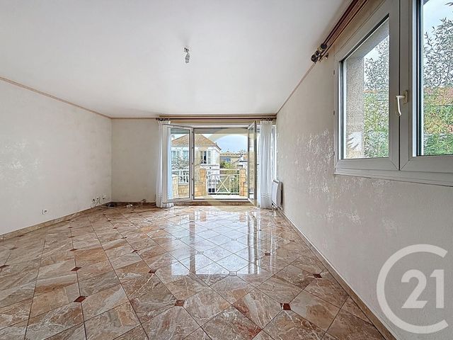 Appartement F3 à vendre - 4 pièces - 80.85 m2 - NANTERRE - 92 - ILE-DE-FRANCE - Century 21 Mémento