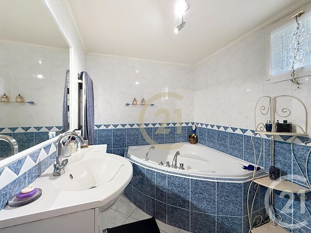 maison à vendre - 6 pièces - 95.88 m2 - NANTERRE - 92 - ILE-DE-FRANCE - Century 21 Mémento