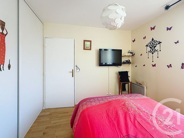 Appartement F2 à vendre - 2 pièces - 46.07 m2 - NANTERRE - 92 - ILE-DE-FRANCE - Century 21 Mémento