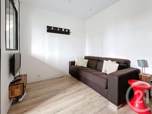 Appartement F2 à louer NANTERRE