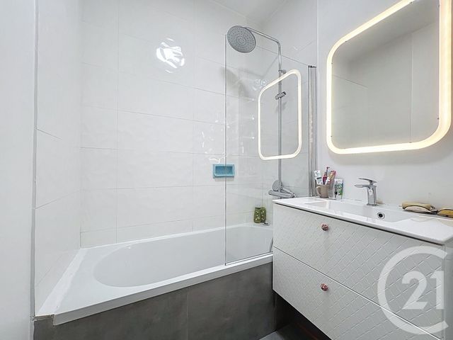 maison à vendre - 5 pièces - 110.41 m2 - NANTERRE - 92 - ILE-DE-FRANCE - Century 21 Mémento