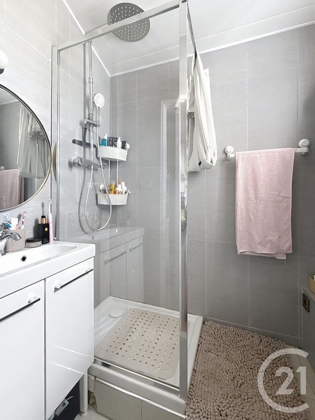 Appartement F2 à vendre - 2 pièces - 31.12 m2 - NANTERRE - 92 - ILE-DE-FRANCE - Century 21 Mémento