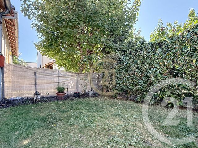 Appartement F2 à vendre - 2 pièces - 48.48 m2 - NANTERRE - 92 - ILE-DE-FRANCE - Century 21 Mémento