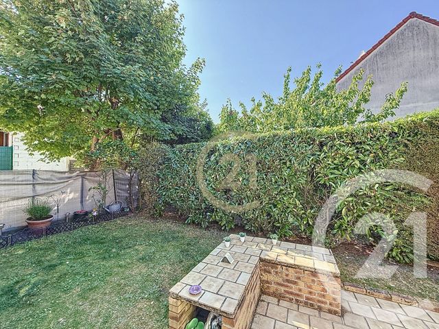 Appartement F2 à vendre - 2 pièces - 48.48 m2 - NANTERRE - 92 - ILE-DE-FRANCE - Century 21 Mémento