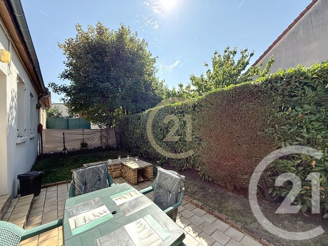 Appartement F2 à vendre - 2 pièces - 48.48 m2 - NANTERRE - 92 - ILE-DE-FRANCE - Century 21 Mémento