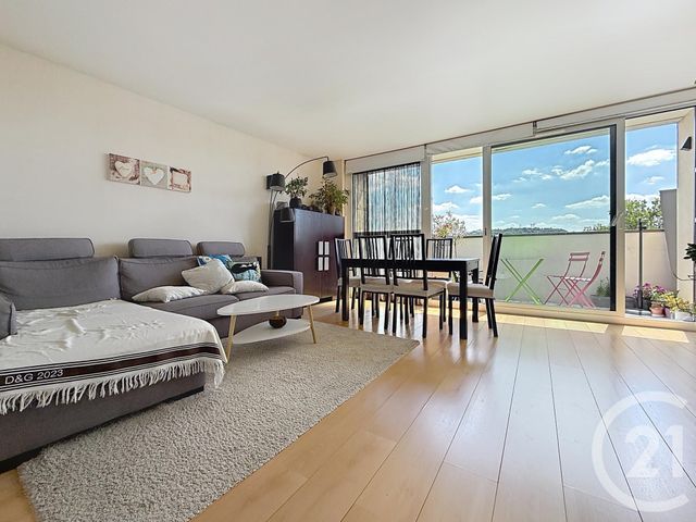 Appartement à vendre - 4 pièces - 82.0 m2 - NANTERRE - 92 - ILE-DE-FRANCE - Century 21 Mémento