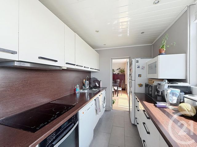 Afficher la photo en grand Appartement à vendre - 4 pièces - 82.0 m2 - NANTERRE - 92 - ILE-DE-FRANCE - Century 21 Mémento