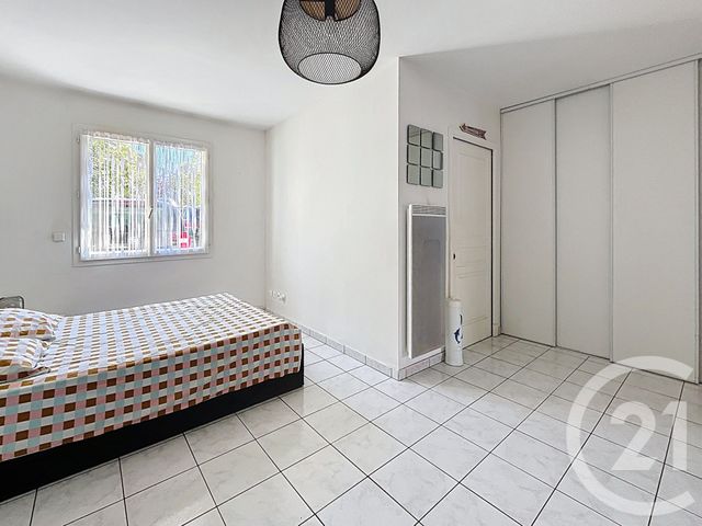 Appartement F2 à louer - 2 pièces - 51.75 m2 - NANTERRE - 92 - ILE-DE-FRANCE - Century 21 Mémento