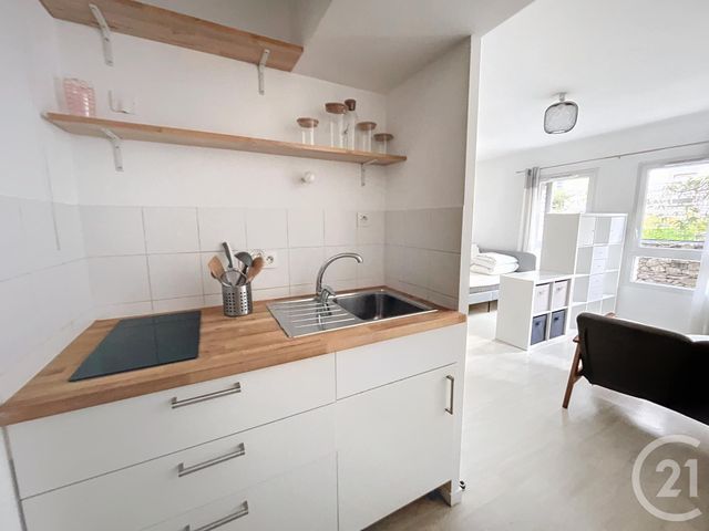 Appartement F1 à vendre - 1 pièce - 31.77 m2 - NANTERRE - 92 - ILE-DE-FRANCE - Century 21 Mémento
