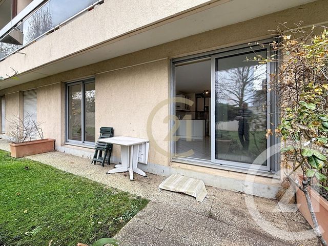 Appartement à vendre - 2 pièces - 42.23 m2 - NANTERRE - 92 - ILE-DE-FRANCE - Century 21 Mémento