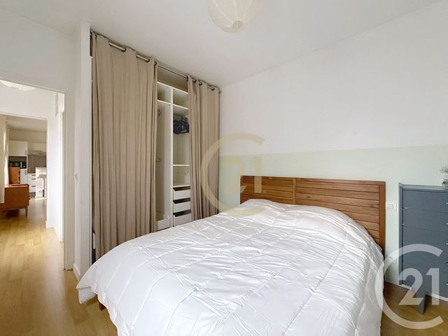 Appartement F2 à vendre - 2 pièces - 32.4 m2 - NANTERRE - 92 - ILE-DE-FRANCE - Century 21 Mémento