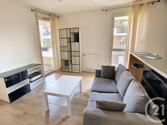 Appartement F2 à vendre - 2 pièces - 41.9 m2 - NANTERRE - 92 - ILE-DE-FRANCE - Century 21 Mémento