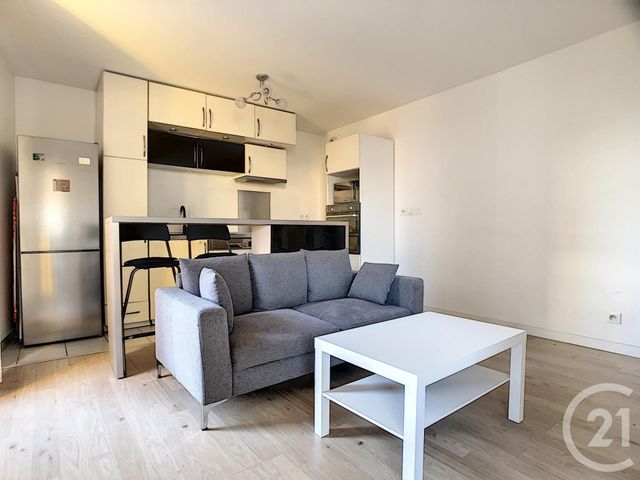 Appartement F2 à vendre - 2 pièces - 41.9 m2 - NANTERRE - 92 - ILE-DE-FRANCE - Century 21 Mémento