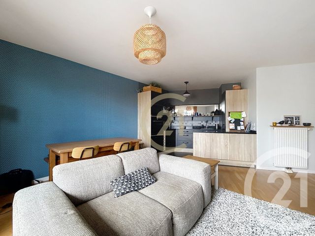 Appartement F3 à vendre - 3 pièces - 64.24 m2 - NANTERRE - 92 - ILE-DE-FRANCE - Century 21 Mémento