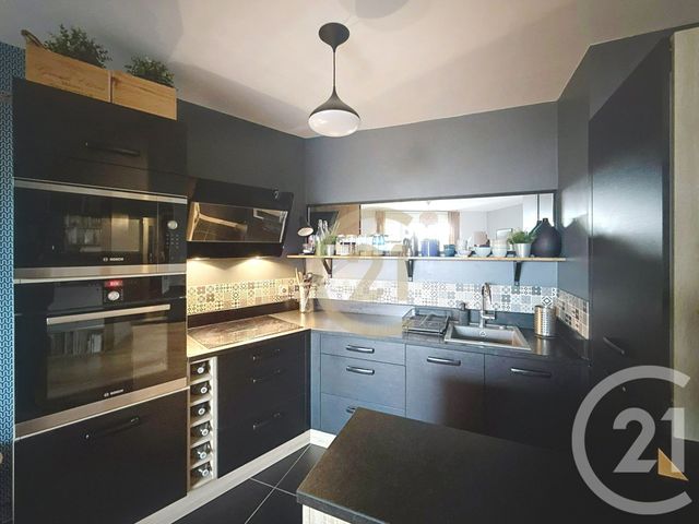 Appartement F3 à vendre - 3 pièces - 64.24 m2 - NANTERRE - 92 - ILE-DE-FRANCE - Century 21 Mémento