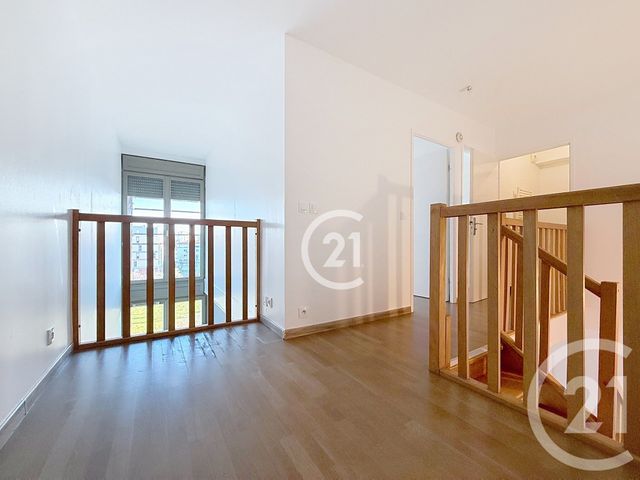 Appartement F3 à vendre - 3 pièces - 69.52 m2 - NANTERRE - 92 - ILE-DE-FRANCE - Century 21 Mémento