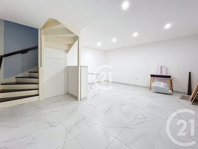 maison à louer - 5 pièces - 100.64 m2 - NANTERRE - 92 - ILE-DE-FRANCE - Century 21 Mémento