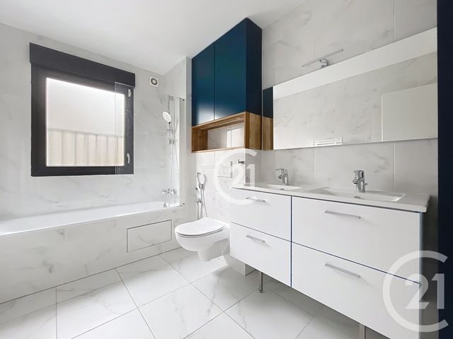 maison à louer - 5 pièces - 100.64 m2 - NANTERRE - 92 - ILE-DE-FRANCE - Century 21 Mémento