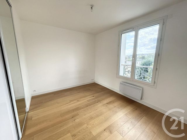 Appartement F4 à louer - 4 pièces - 99.0 m2 - RUEIL MALMAISON - 92 - ILE-DE-FRANCE - Century 21 Mémento