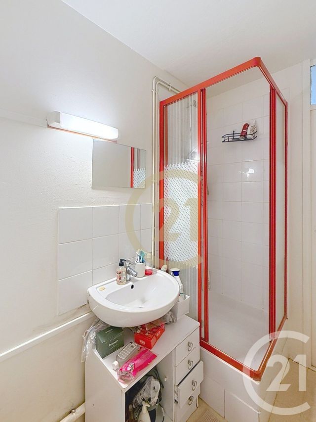 Appartement F1 à vendre - 1 pièce - 28.0 m2 - NANTERRE - 92 - ILE-DE-FRANCE - Century 21 Mémento