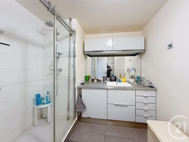 Appartement F4 à vendre - 4 pièces - 87.71 m2 - NANTERRE - 92 - ILE-DE-FRANCE - Century 21 Mémento