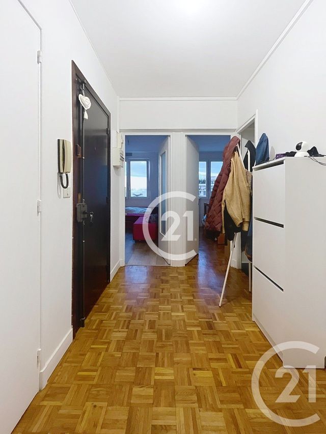 Appartement F3 à louer - 3 pièces - 52.24 m2 - COURBEVOIE - 92 - ILE-DE-FRANCE - Century 21 Mémento