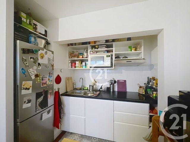 Appartement F3 à louer - 3 pièces - 52.24 m2 - COURBEVOIE - 92 - ILE-DE-FRANCE - Century 21 Mémento