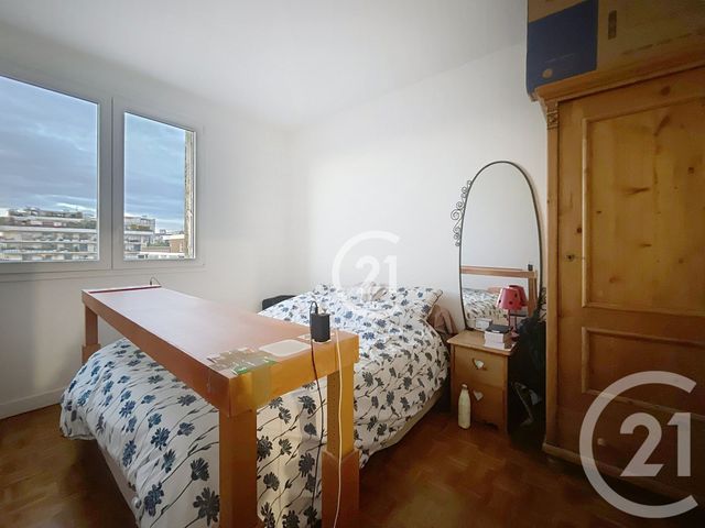 Appartement F3 à louer - 3 pièces - 52.24 m2 - COURBEVOIE - 92 - ILE-DE-FRANCE - Century 21 Mémento