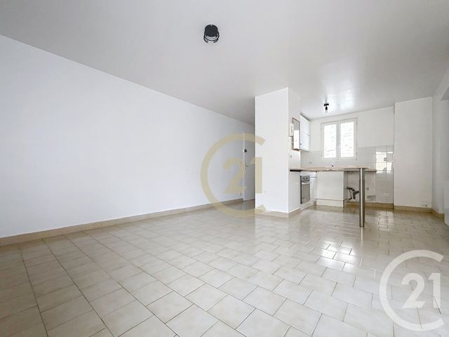 Appartement F2 à vendre - 2 pièces - 48.67 m2 - NANTERRE - 92 - ILE-DE-FRANCE - Century 21 Mémento