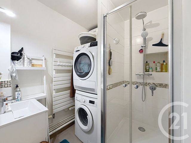 Appartement F4 à vendre - 4 pièces - 77.66 m2 - NANTERRE - 92 - ILE-DE-FRANCE - Century 21 Mémento