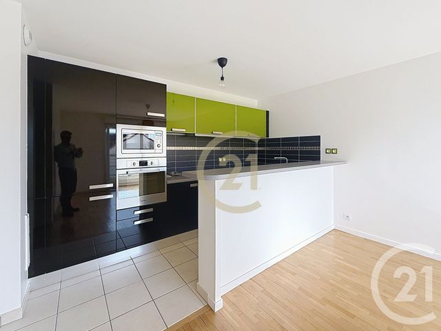 Appartement F2 à vendre - 2 pièces - 43.01 m2 - SURESNES - 92 - ILE-DE-FRANCE - Century 21 Mémento